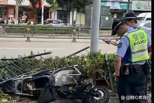 每体：拉波尔塔当众削弱哈维对球队无益，管理层须和主帅团结一心